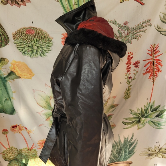 Gothic leather coat - Picture 3 of 4